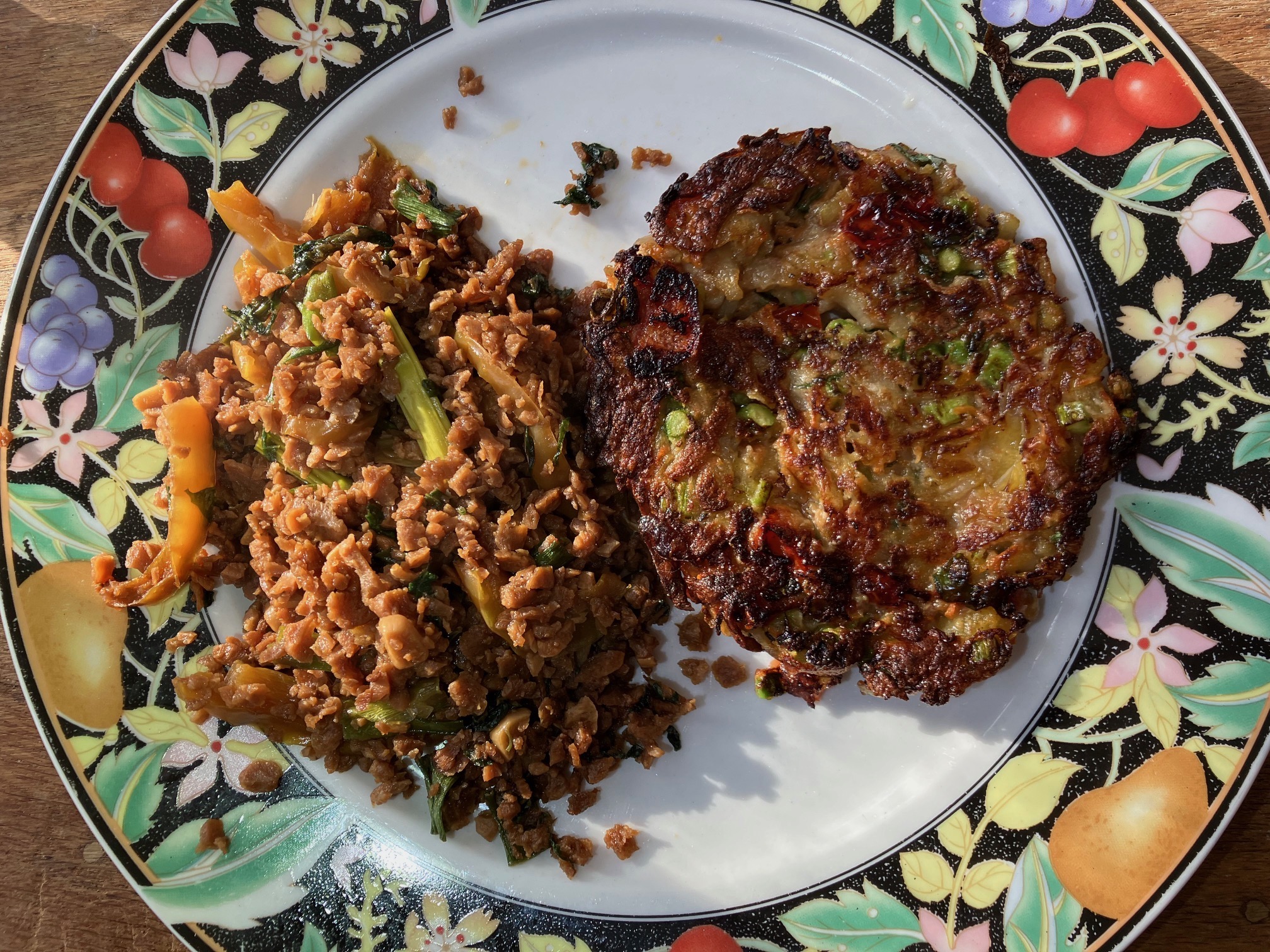Rainbow veggie pancake with basil un-chicken